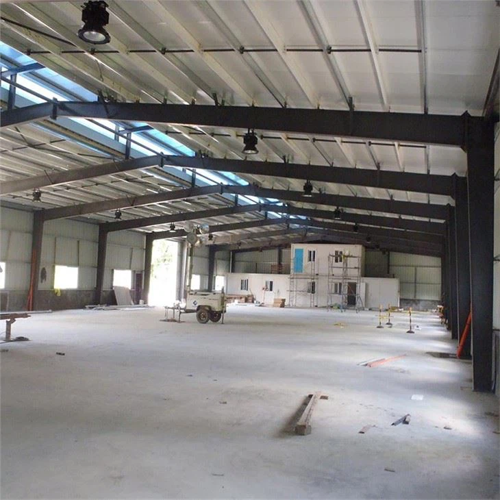 Steel Structure Warehouse With Skylight